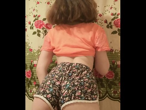 ❤️ Vogëlushja e re seksi duke zhveshur pantallonat e shkurtra në kamera ❤️❌ Seks tek ne sq.wassell.ru ❌️